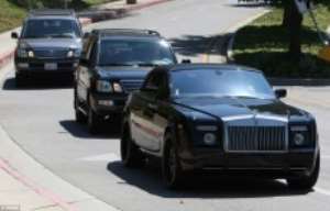 A maximum of six or slightly higher number of cars are used by the President depending on the occasion and distance.