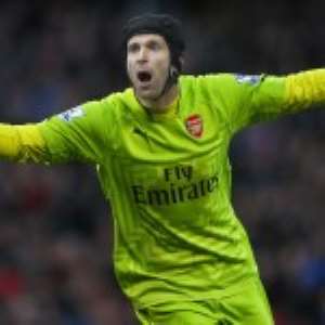 Cech Returns To Chelsea  For His Gloves