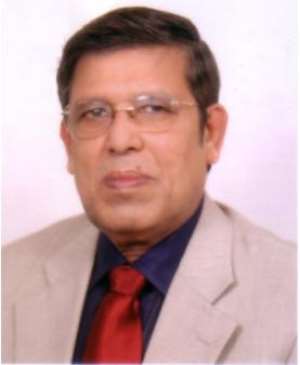Vice Chancellor Dr. Abdul Mannan Chowdhury, Convener of Bangladesh Social and Historical Research Centre.