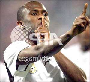 Matthew Amoah asking fans to shut up