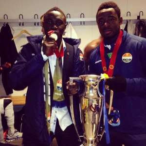 Razak Nuhu with Nana Boateng celebrate their title