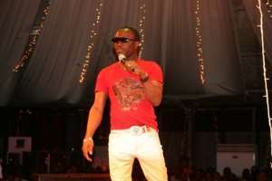 Julius Agwu