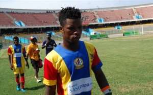 Robin Gnagne: Ivorian defender claims Hearts rejected foreign deal for his services