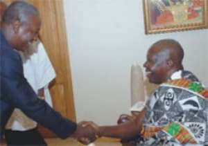 Otumfuo Osei Tutu II welcoming Vice-President John Mahama to the Manhyia Palace.