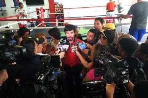 BOXING:Senator wants Pacquiao earnings from Mayweather fight exempted from taxes