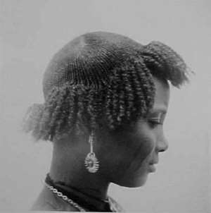 Fancy Creatives  J.D Okhai Ojeikere – A thousand hairstyles