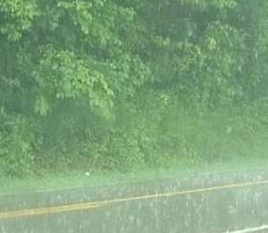 Heavy rains leaveSuhum section of Accra-Kumasi highway unmotorable for hours