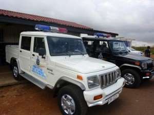 Former MP donates pick-up cars to Police