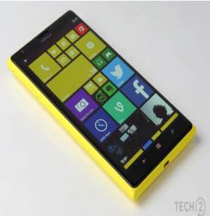 Microsoft Mobile To Reward Customers With 12 Cars In The Lumia Christmas Celebration