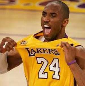 Basketball : Kobe Bryant vs Portland -video-