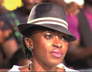 Kate Henshaw Disgusted By A Man At The Airport