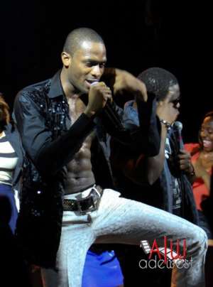 PHOTOS: MOHITS ROCK AT THE LIVE IN NEW YORK CITY CONCERT