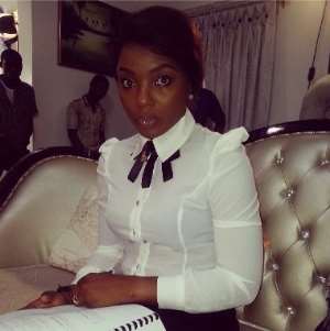 A RESPONSE TO ACTRESS, CHIOMA CHUKWUKA AND COMEDIAN, AY’S MADNESS DURING AMAA RETURN!---FUNKE OSAE -BROWN
