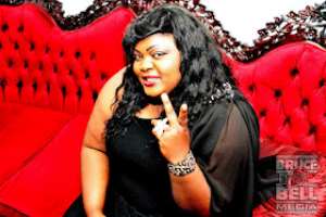 About Plus-Size Actress, Eniola Badmus Craze For Davido, Any String Attached?