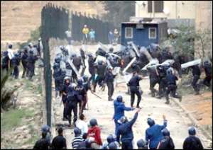 Algerian riot poilcemen