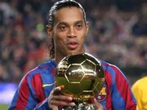 Ronaldinho: The biography