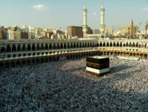 Hajj 2012 payment commences