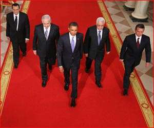 President Obama leading Middle East leaders