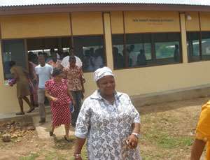 Dignitaries inspecting the maternity shed