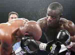 Clottey and Green fight