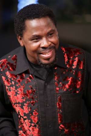 Widow Gets N200,000 From TB Joshua