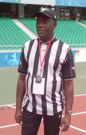 Anslem Nyavadzie named coach of the year by Athletes Association