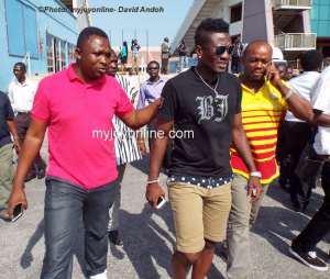 Asamoah Gyan puts music career on suspension
