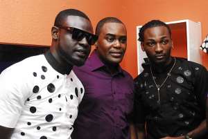Yomi Casual Opens Celeb-Styled Showroom
