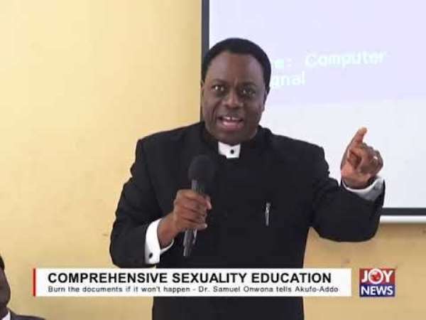 Dr Samuel Onwona