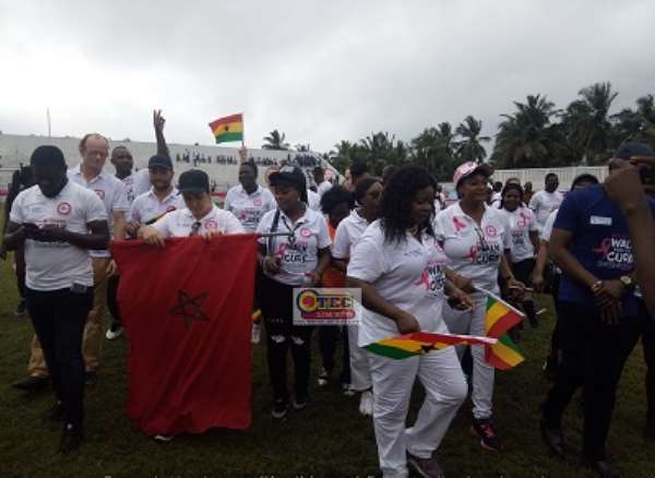 C/R: Thousands Defy Rains To Join Annual Breast Cancer Walk In Cape