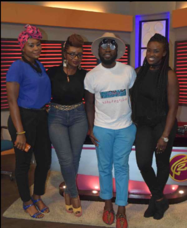 Distractions critical thinking 05 image