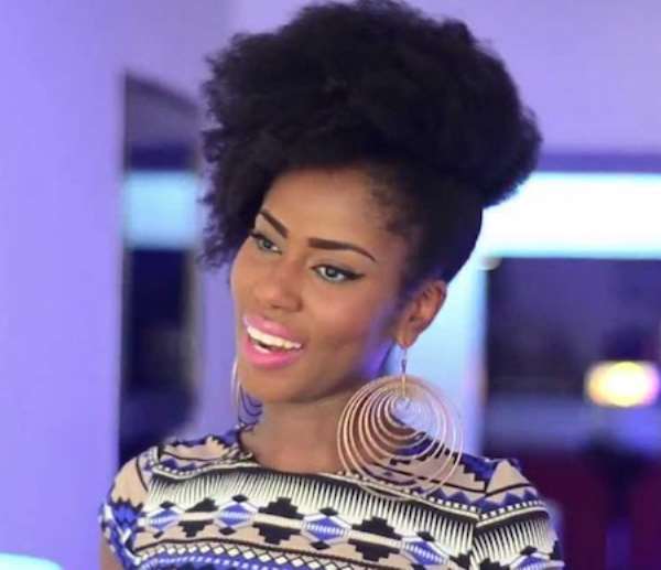 Why Your Natural Hair Is breaking And What To Do