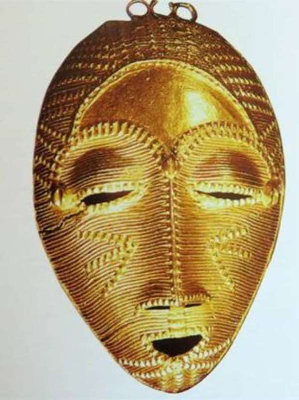 Face pendant, Baule, Côte d’Ivoire, now in Musée du quai Branly, Paris, France.