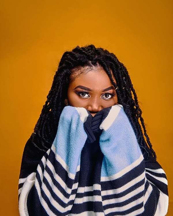 Promising Afrobeat Queen Ohenewaa seals 5-year management deal with Lifeline Records