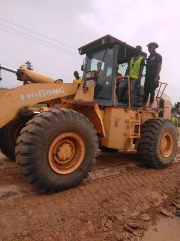 Professor Yankah Cut Sod For Construction Bawjiase-Swedru Road