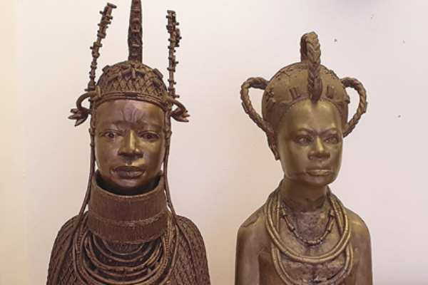 The two sculptures that the Church of England wants to return to Benin/Nigeria.