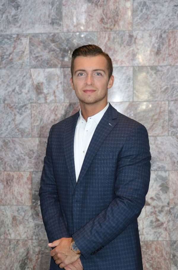 7 meaningful life lessons from Austin Zelan's well of knowledge
