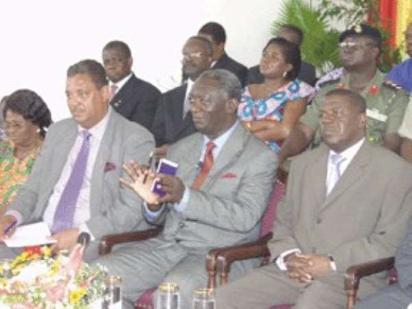 Debate Optimal Size of the President's Ministerial Team