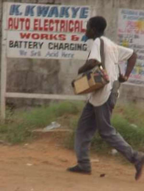 Business of Ghanaian shoeshine boys in SA threatened