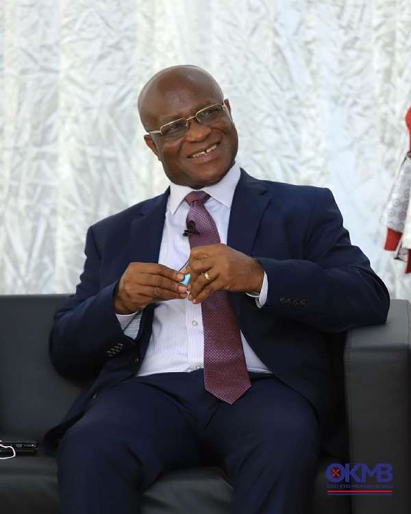 Osei Kyei-Mensah-Bonsu should be circumspect and show respect to authority