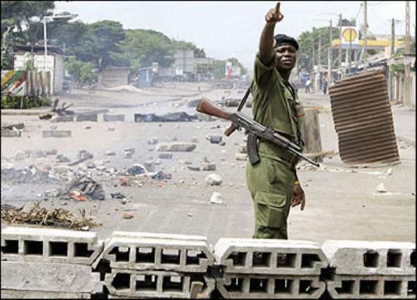Togolese soldiers fire across border