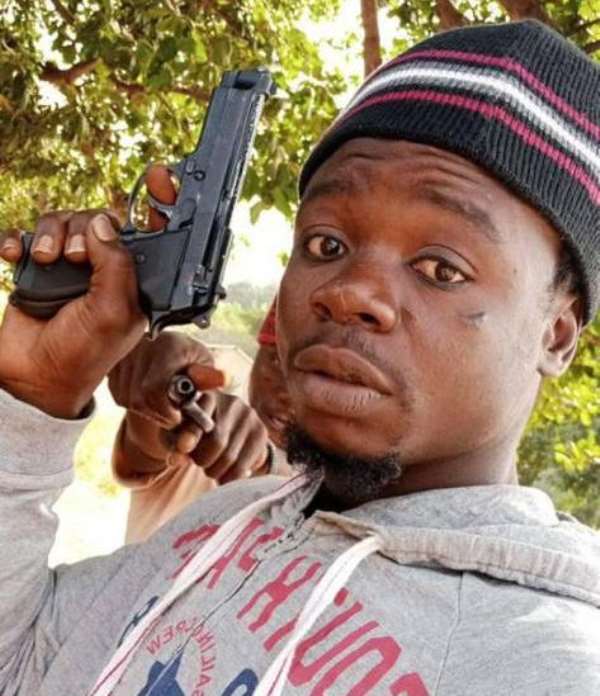 Police must arrest the gun-toting suspected armed robbers in video gone viral