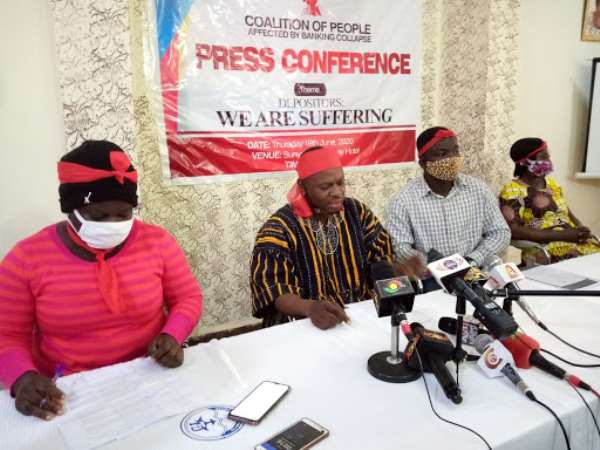We’ll Go Massively To Register And Vote You Out – Customers Of Collapsed Banks To Akufo-Addo