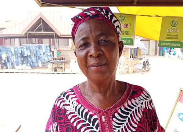 Queen mother, Nana Abena Gyapah III