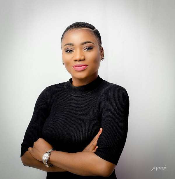 Casandra returns to radio with “The Money Hub” show