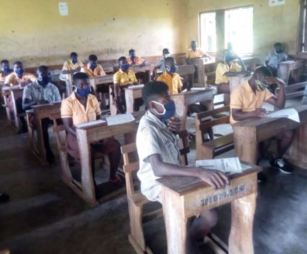 Dbi: Hon Sebastian Sandaare Organizes Mock Exams For BECE Candidates.