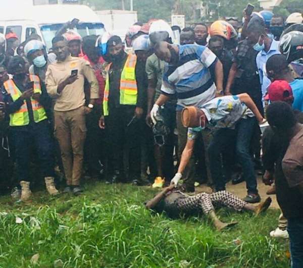 Woman Found Dead In A Gutter Near STC Head Office In Accra