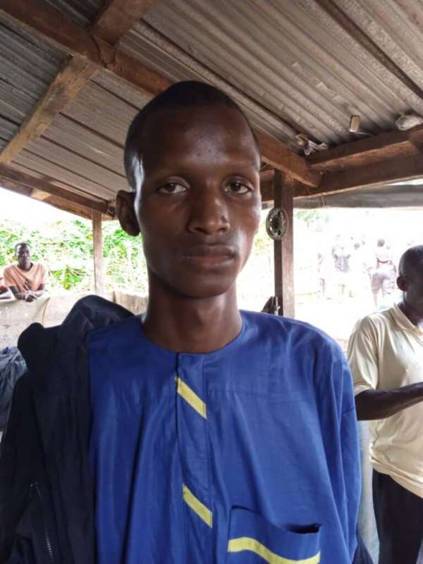 One of the robbery gang grabbed by the youth