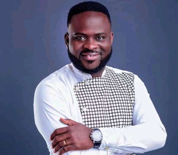 SK Frimpong to headline