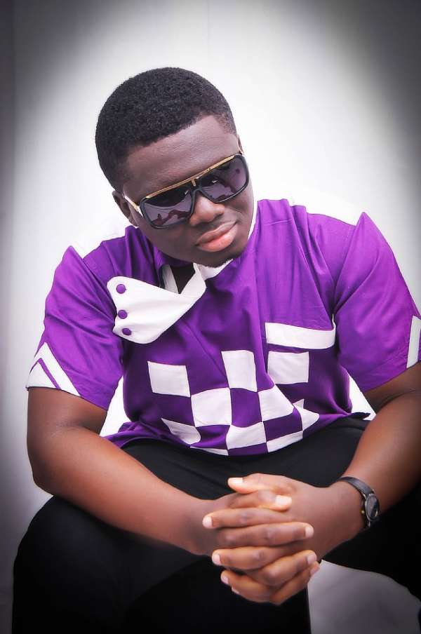 Nino Wears The Newest Outfit From ''Page'' To Perform At Kojo Antwi's